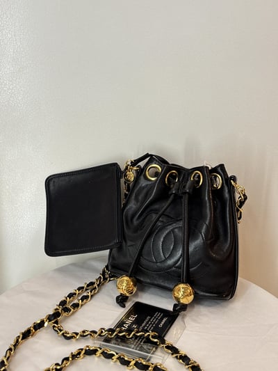 Ba1129 Chanel 迷你金球水桶包17