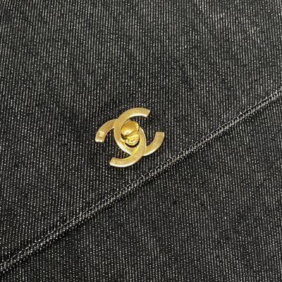 Chanel 黑色丹寧handle包10