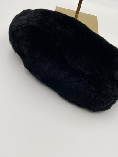 Ba1354chanel兔毛腋下包4