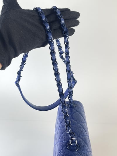 Chanel荔皮寶藍斜挎包10