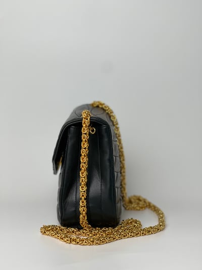 Chanel 魚鱗紋粗鍊信封包2