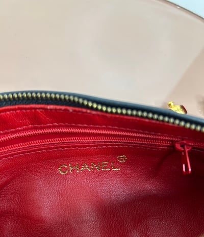 Chanel 彩寶緞面手拿包13