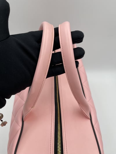 Chanel粉色保齡球包7