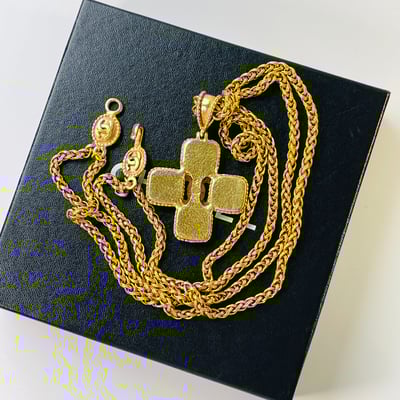 Chanel 藍琉璃十字雙長鍊2