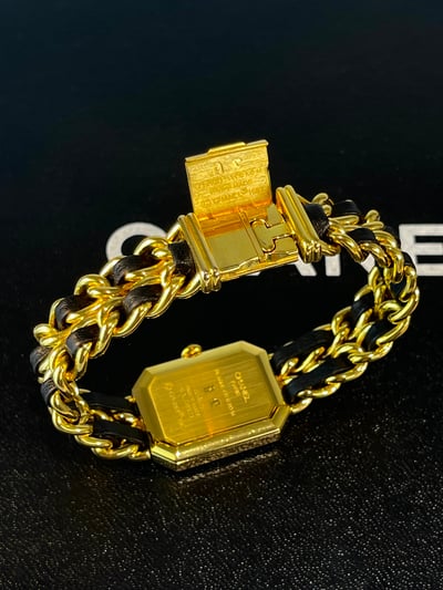 Chanel黑金首映錶4