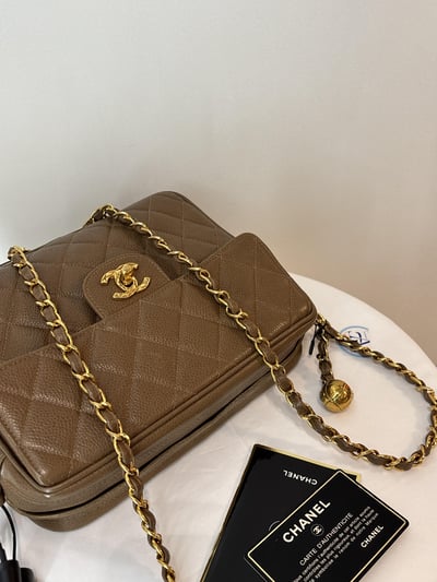 Ba1101 Chanel鑽石釦相機包18