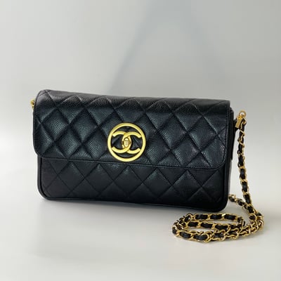 Chanel 荔皮圓logo側背包1