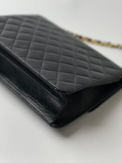 Chanel 大菱格紋掀蓋包8