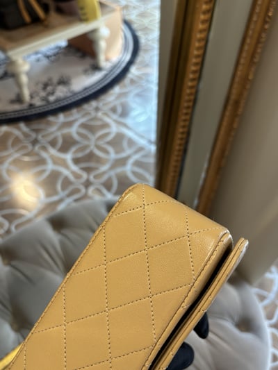 Chanel奶茶掀蓋包5