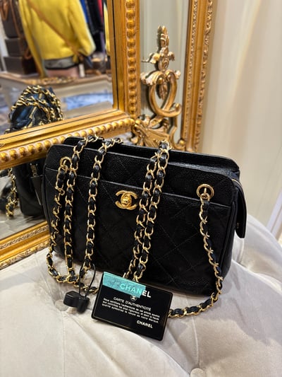 Chanel荔皮軍牌相機包15