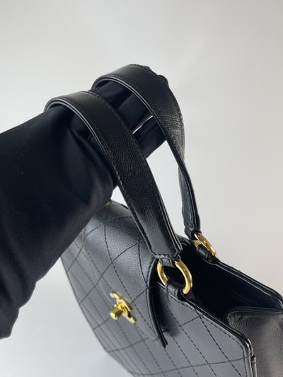 Chanel書包釦方形手提包10