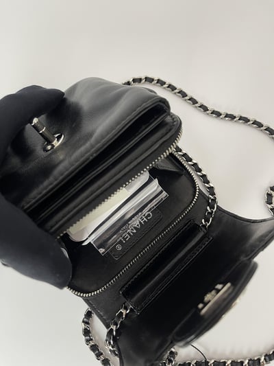 Chanel黑銀側拉鍊mini方胖7