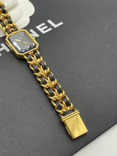 Chanel黑金首映錶M3