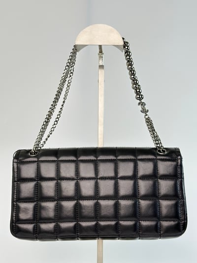 chanel冰格腋下掀蓋包2