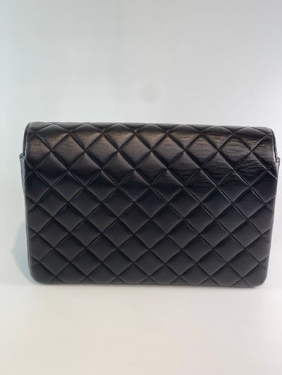 Chanel圓Logo掀蓋離條包5