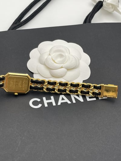 Chanel黑金首映錶XL7