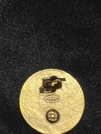 Chanel貓眼石耳夾3