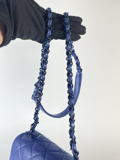 Chanel荔皮寶藍斜挎包9