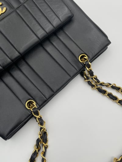 Chanel直紋大口袋托特包9