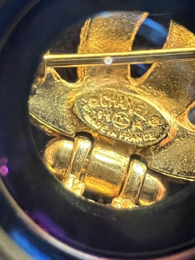 Chanel紅琉璃葡萄藤垂墜胸針3