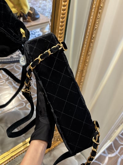 Chanel天鵝絨CF後背包12