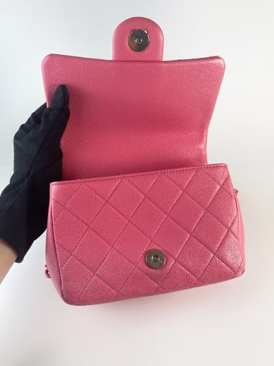 Chanel芭比粉小方胖12