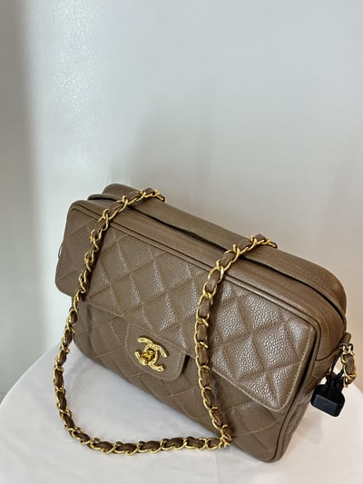 Ba1101 Chanel鑽石釦相機包17