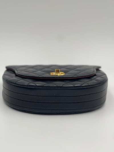 chanel書包轉釦半月包5