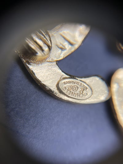 Chanel毛呢編織耳夾4