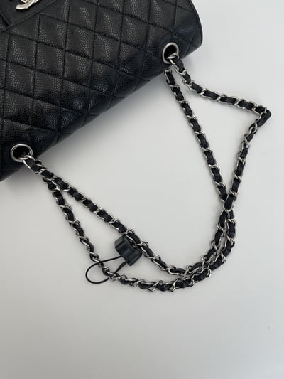 Chanel黑銀荔皮CF2510