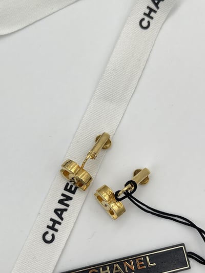 Chanel立體耳夾雙c3