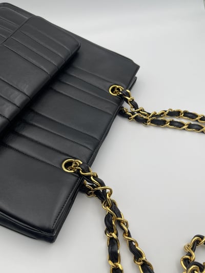 Chanel直紋大口袋托特包8