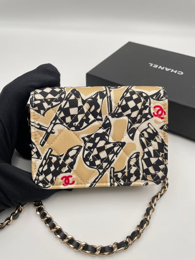 Chanel塗鴉小包3