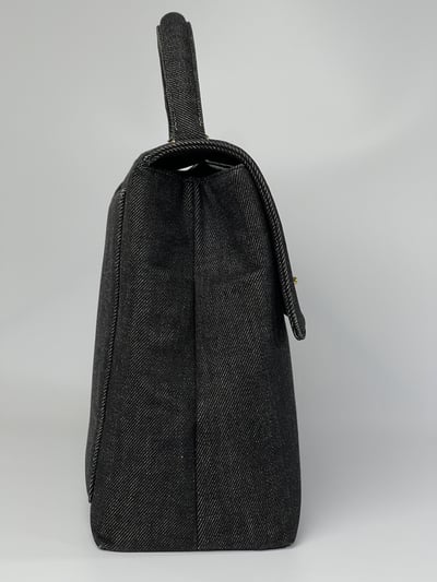 Chanel 黑色丹寧handle包4