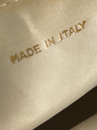 Chanel鑽釦信封包15