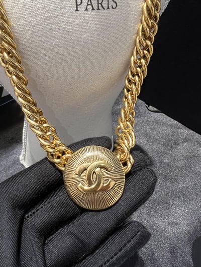Chanel扇貝鎖骨鏈3