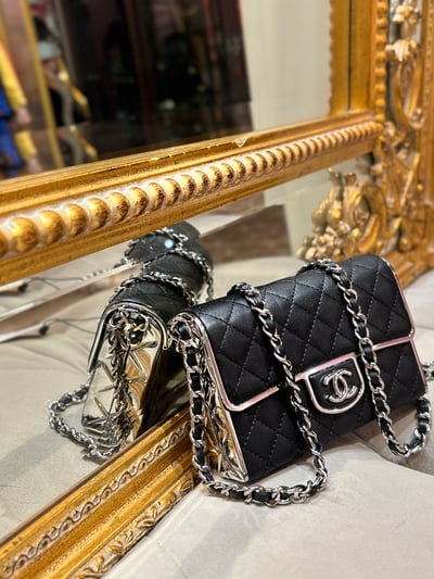 Chanel黑銀秀款晚宴包4
