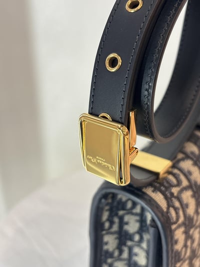 Ba1373 Dior老花蒙田18