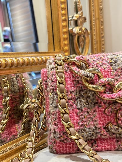 Chanel粉格毛呢19Bag4