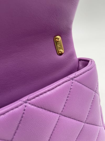 Chanel書包釦掀蓋短鍊包（紫）13