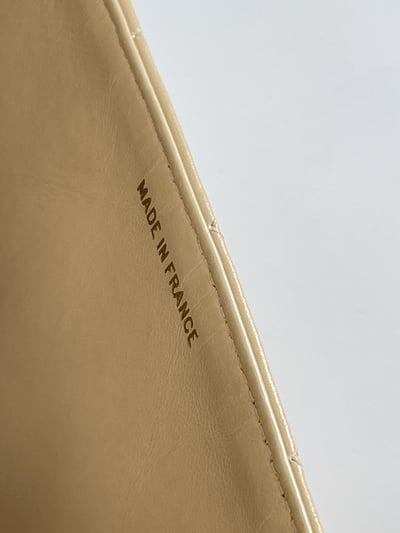 Chanel奶茶色黛妃2213