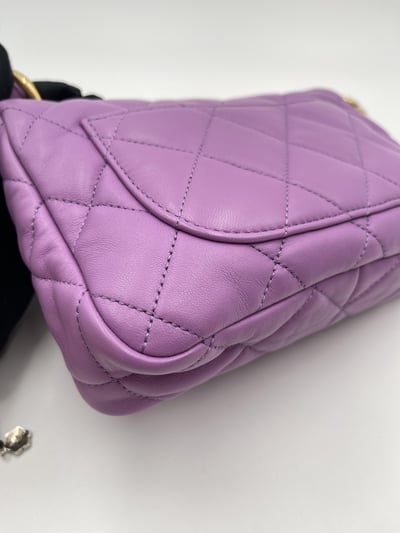 Chanel書包釦掀蓋短鍊包（紫）9