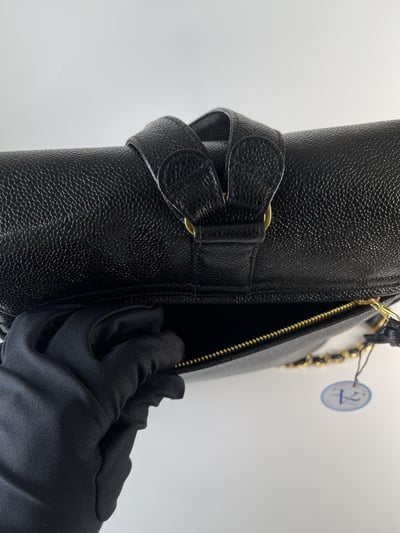 Chanel 小金球大logo後背包13