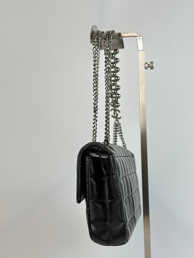 chanel冰格腋下掀蓋包4