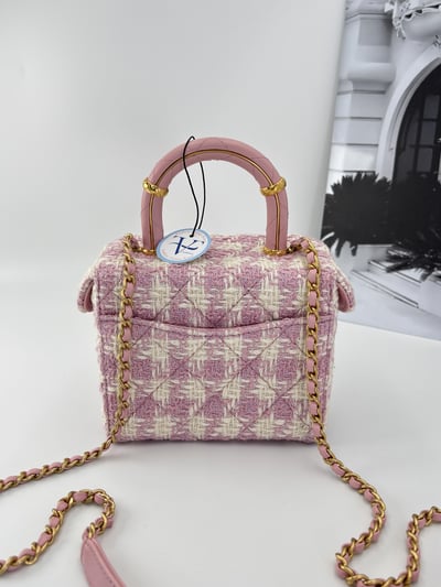 Chanel粉色粗毛呢盒子包2