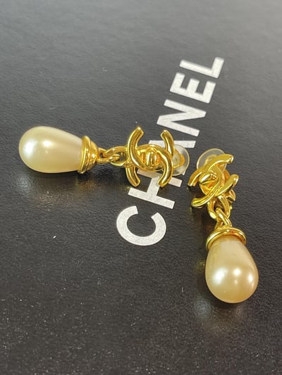 Chanel 書包釦珍珠耳環1