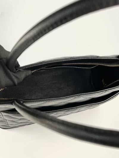 Chanel希爾頓金幣包13