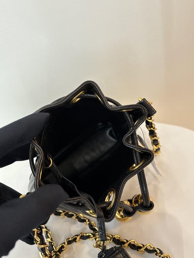 Ba1129 Chanel 迷你金球水桶包9