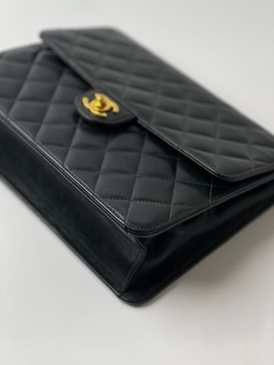 Chanel 大菱格紋掀蓋包5