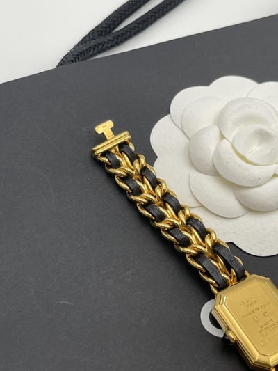 Chanel黑金首映錶M6